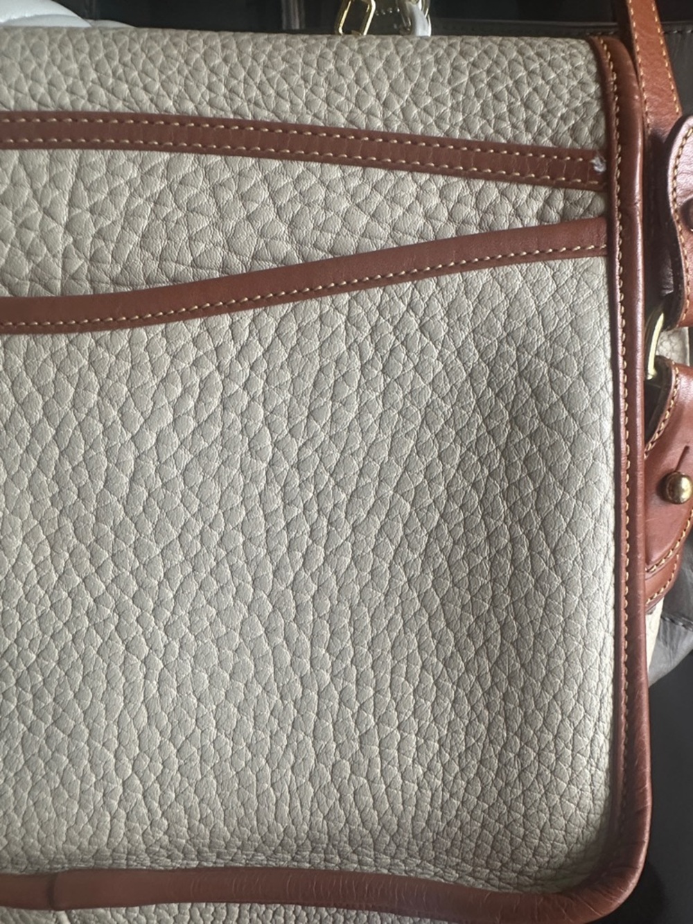 Dooney and Bourke pebbled leather shoulder bag cream brown - Picture 10 of 10